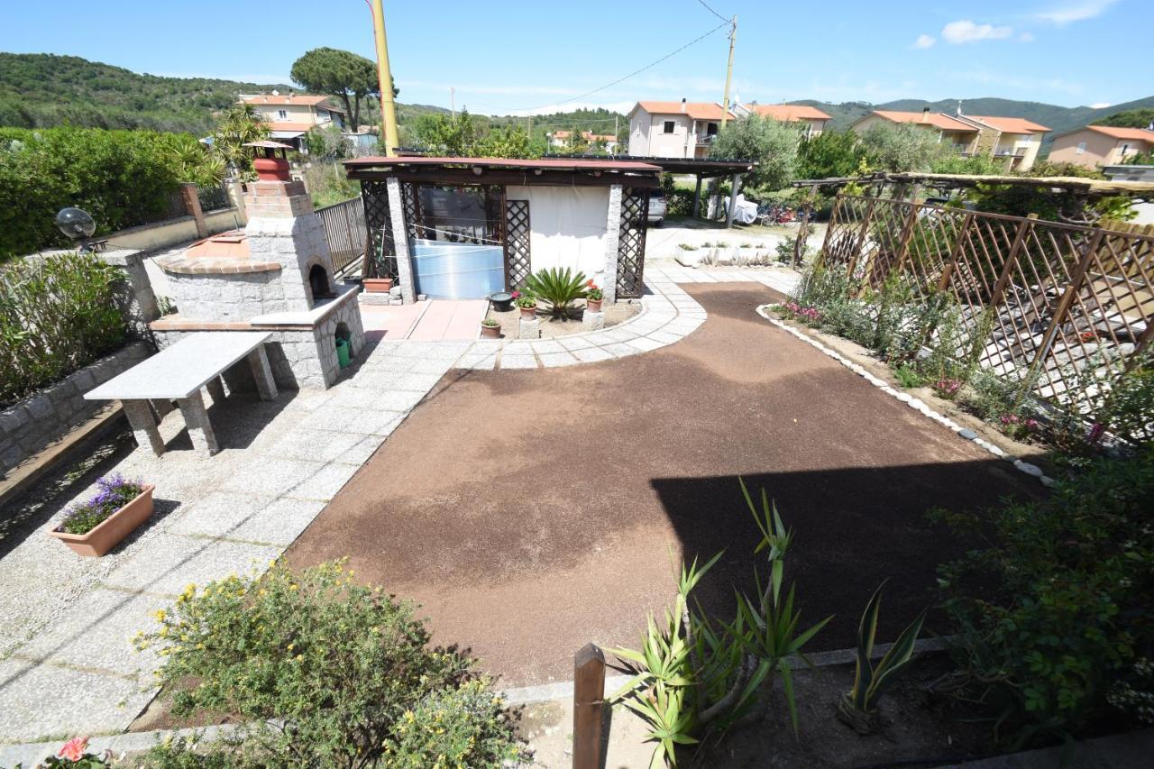 Appartamenti Oleandro - Giardini, Terrazze E Posti Auto Marina di Campo Exterior foto